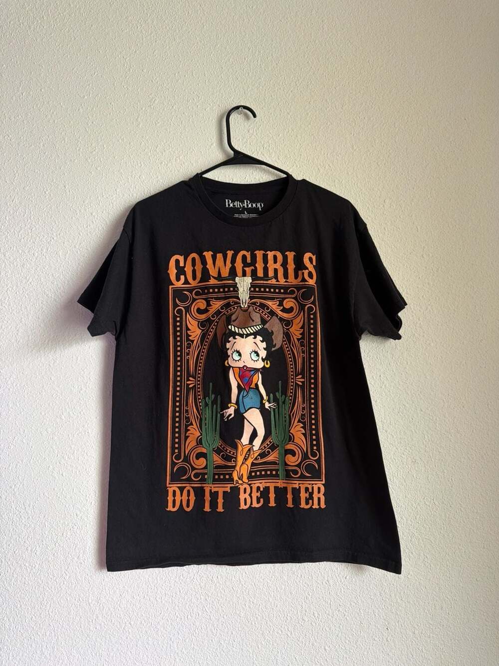 Betty Boop Cowgirls Do It Better Graphic T-Shirt Black Size L